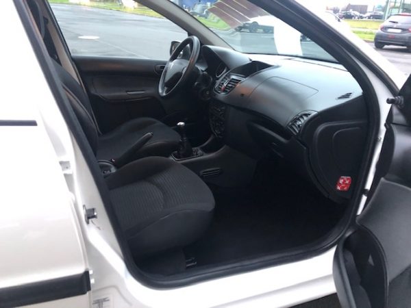 Peugeot 206 + 1.4 HDI Trendy – Image 4