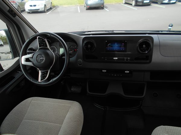 Mercedes hymer grand canyon s – Image 3