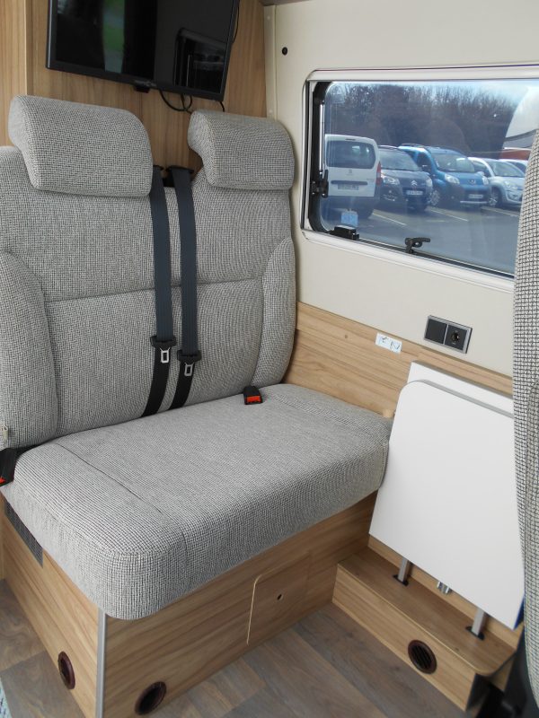 Mercedes hymer grand canyon s – Image 4