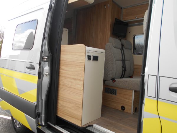 Mercedes hymer grand canyon s – Image 7