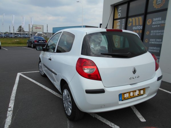 RENAULT CLIO II – Image 2