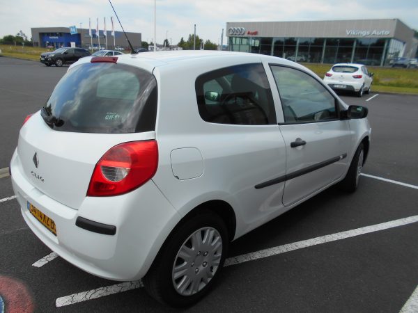 RENAULT CLIO II – Image 3