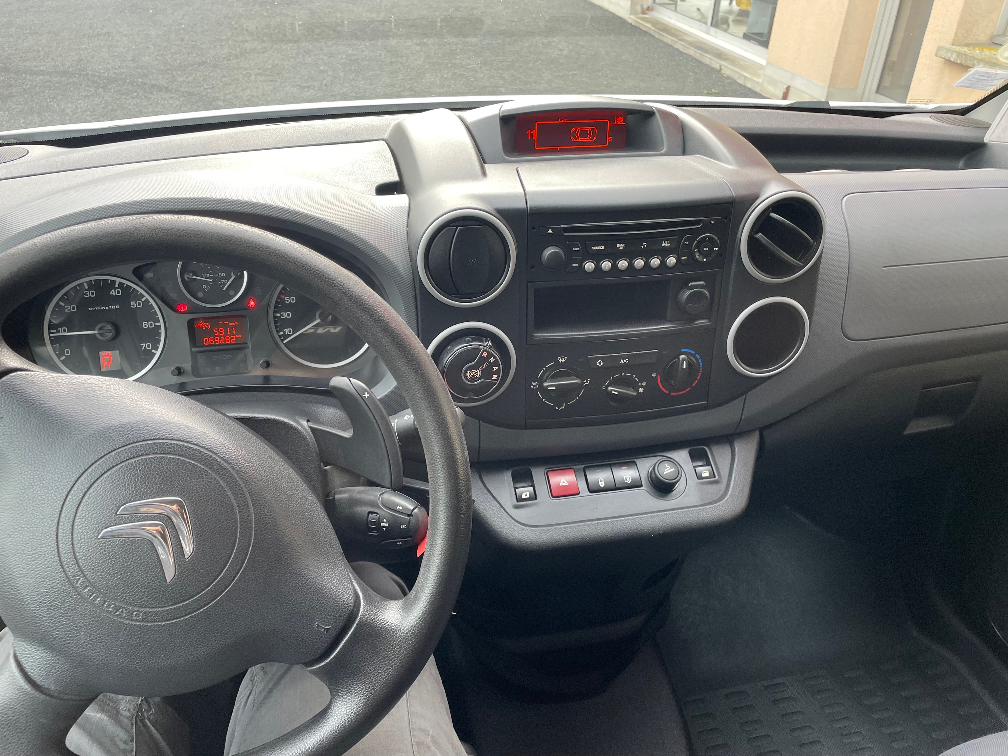 CITROEN BERLINGO 1.6L 90CH – Image 4