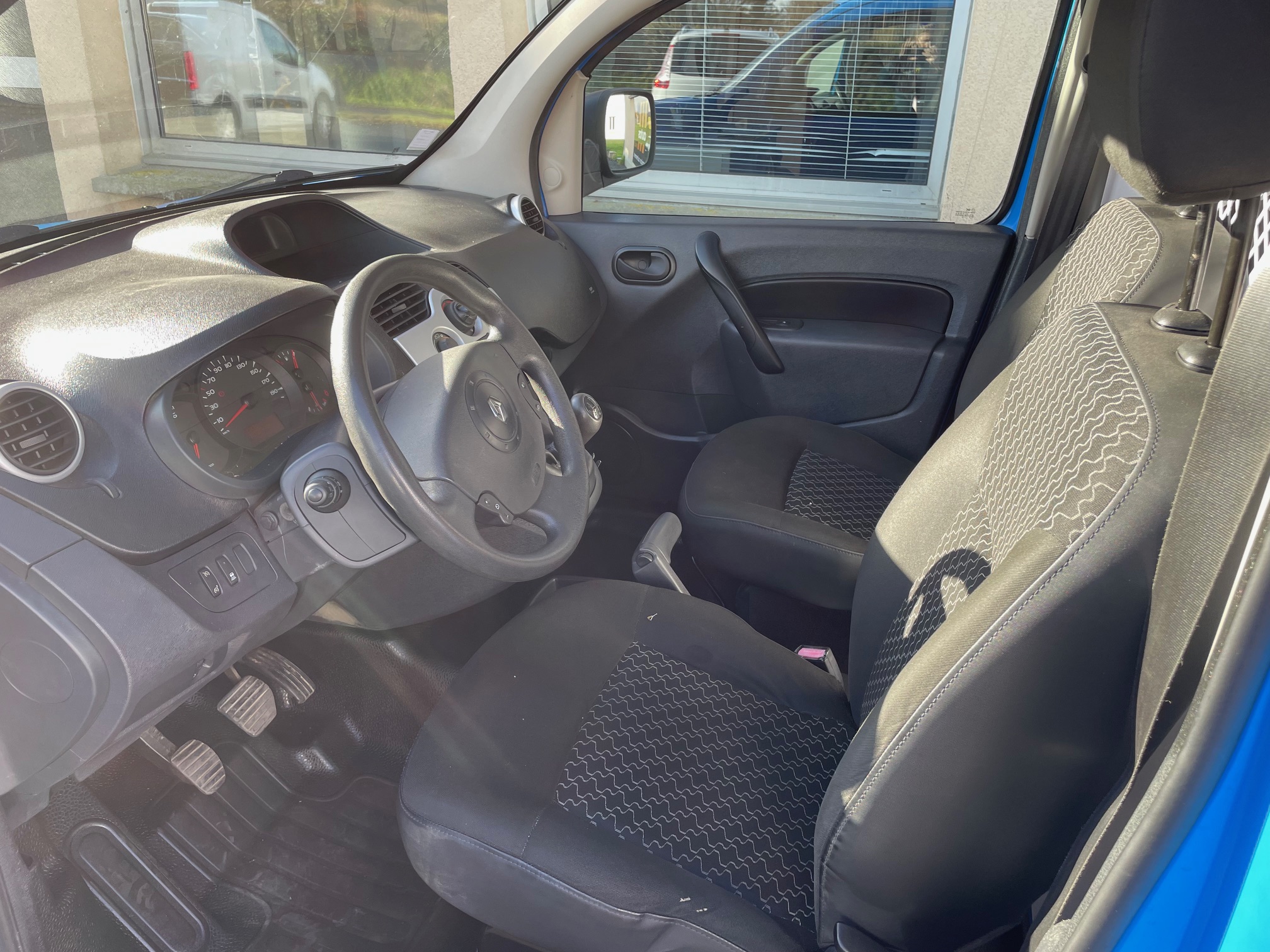 RENAULT KANGOO 1.5 DCI 75CH – Image 2